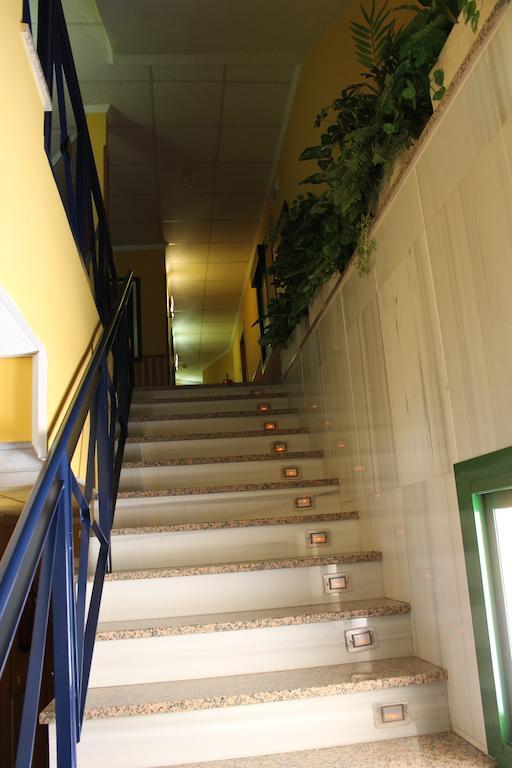 Hostal Prickly Villacanas エクステリア 写真